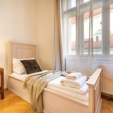 Templova - Old Town Apartments Praag Buitenkant foto