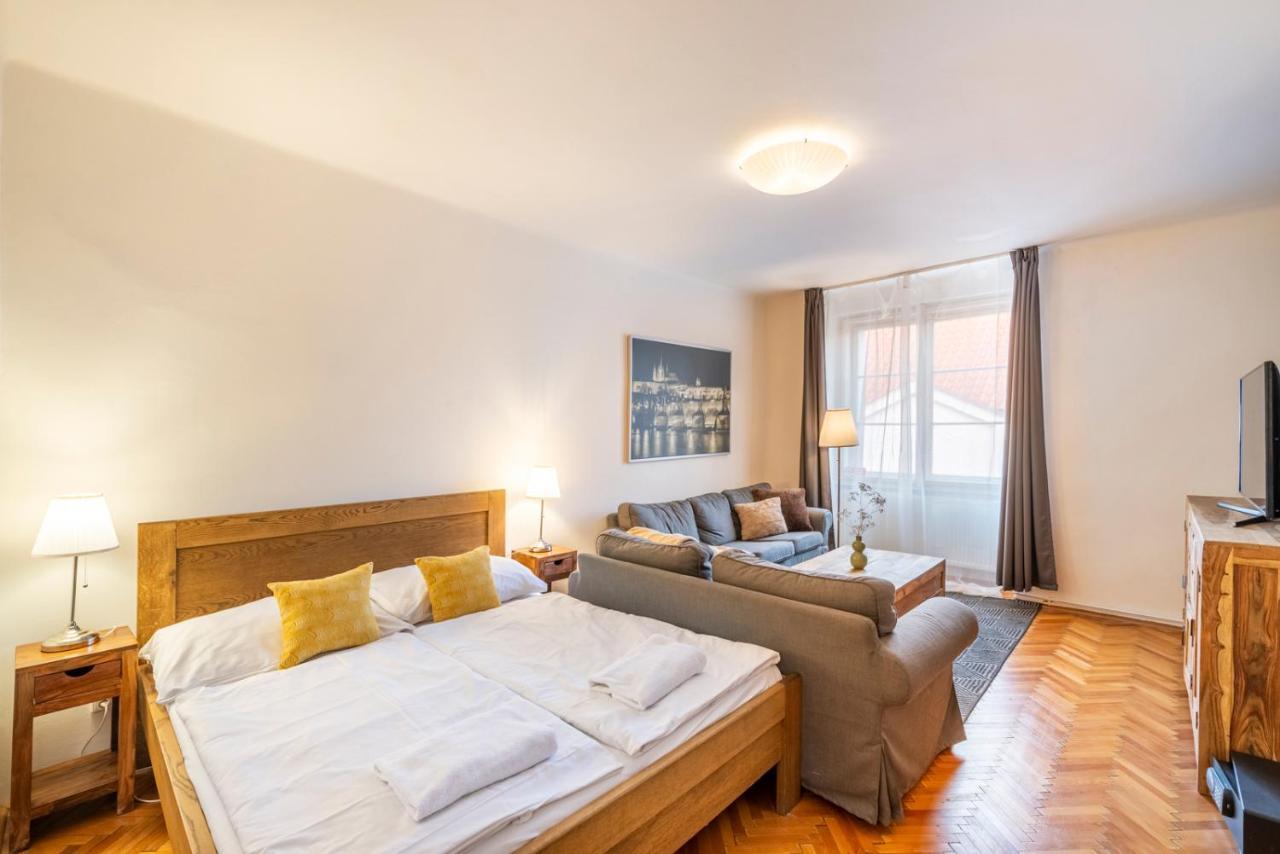 Templova - Old Town Apartments Praag Buitenkant foto